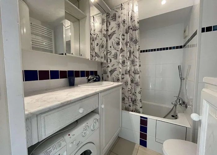 Apartamento Studio Mezzanine 4 Pers, Plage à 50m, Parking Privé - FR-1-224C-591 *